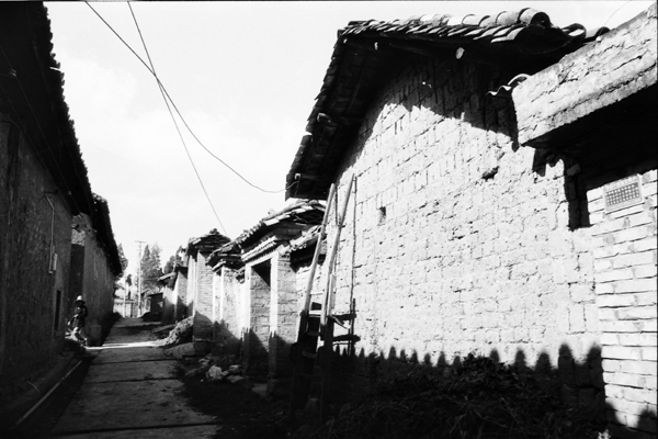 [原创]黑白映画之阿拉乡