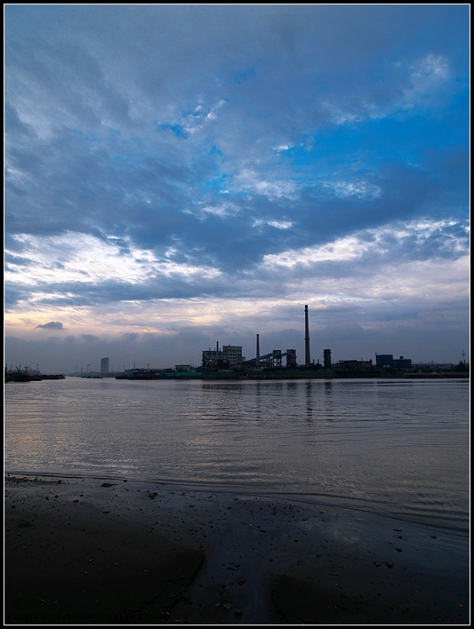 [原创]····[6月28日]—傍晚*工业*城市···