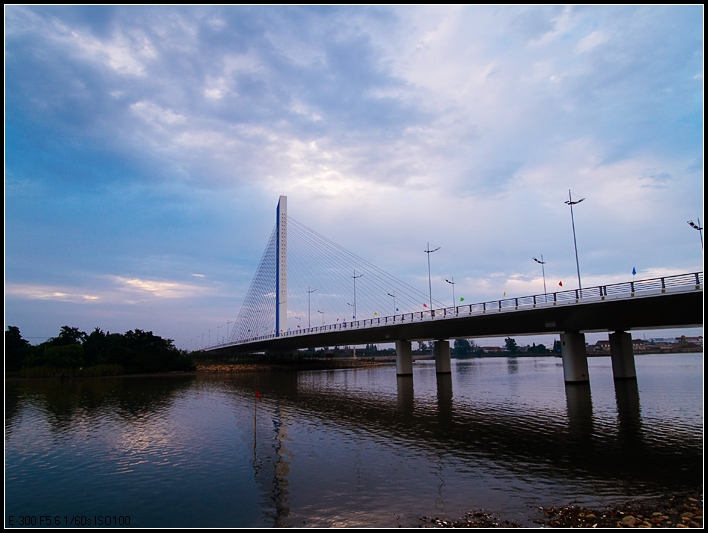 [原创]····[6月28日]—傍晚*工业*城市···