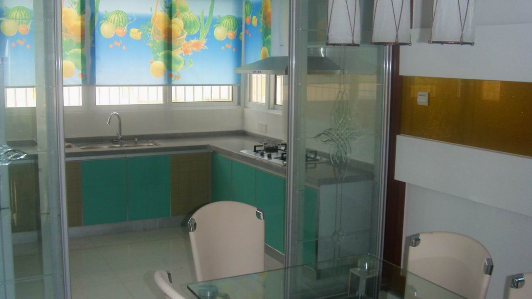 经过三个多月的装潢.初步结束.有详图.供参考.