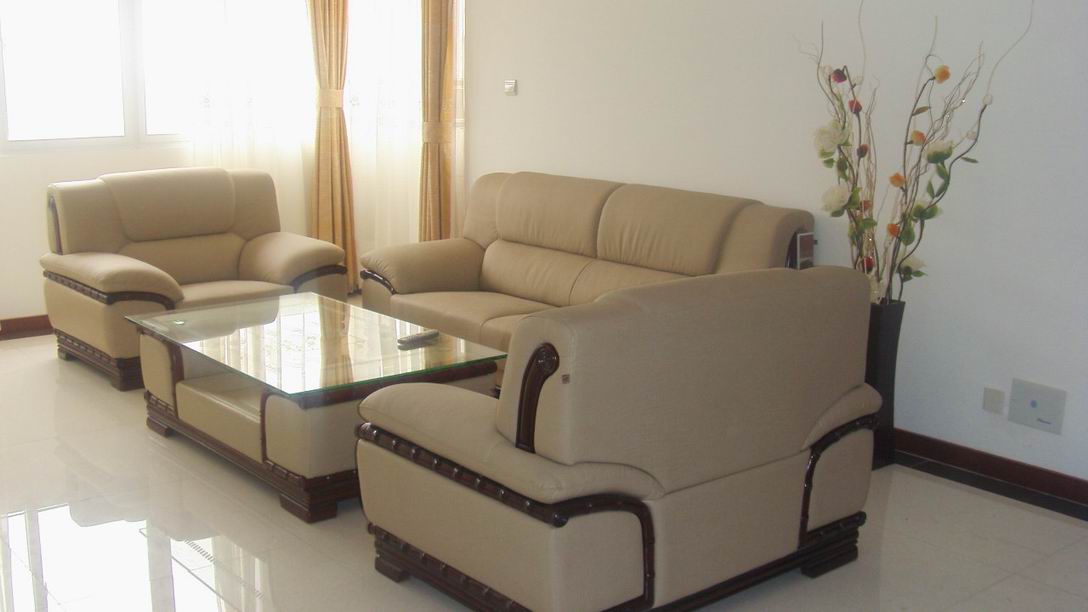 经过三个多月的装潢.初步结束.有详图.供参考.