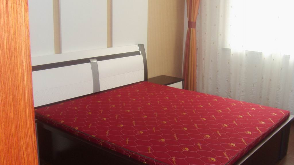 经过三个多月的装潢.初步结束.有详图.供参考.