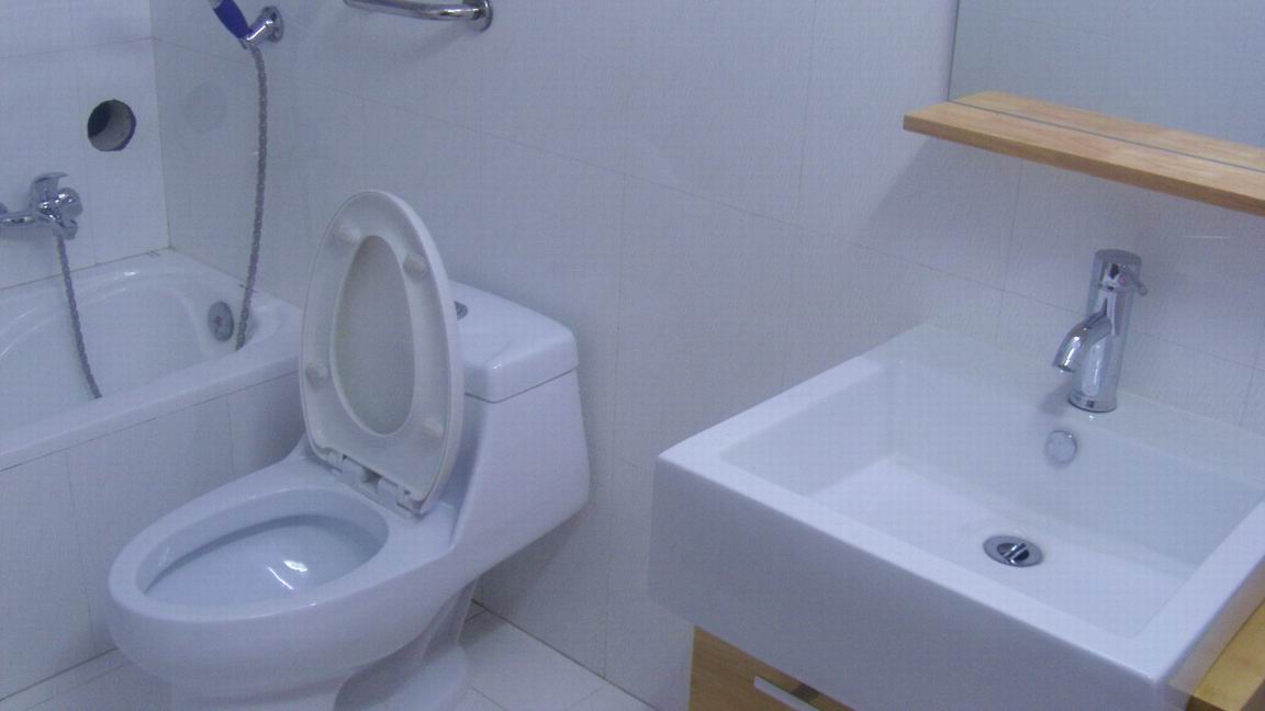 经过三个多月的装潢.初步结束.有详图.供参考.