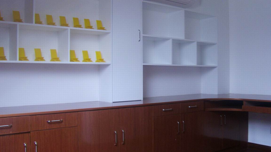 经过三个多月的装潢.初步结束.有详图.供参考.