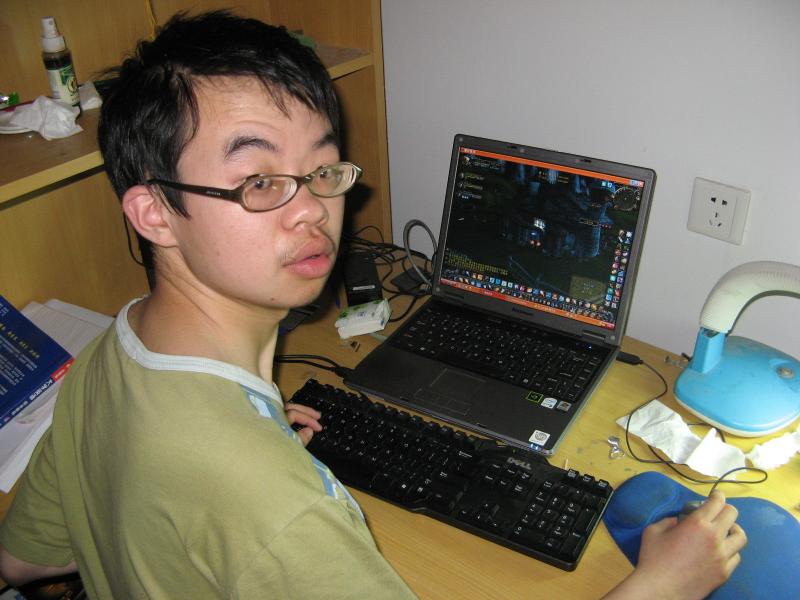 继续自恋！我正在WOW中！