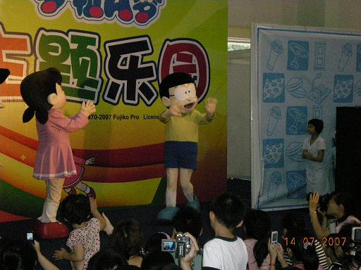 哈哈，哆啦Ａ梦归来………………