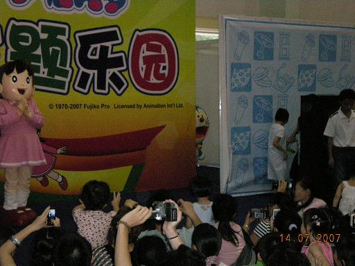 哈哈，哆啦Ａ梦归来………………