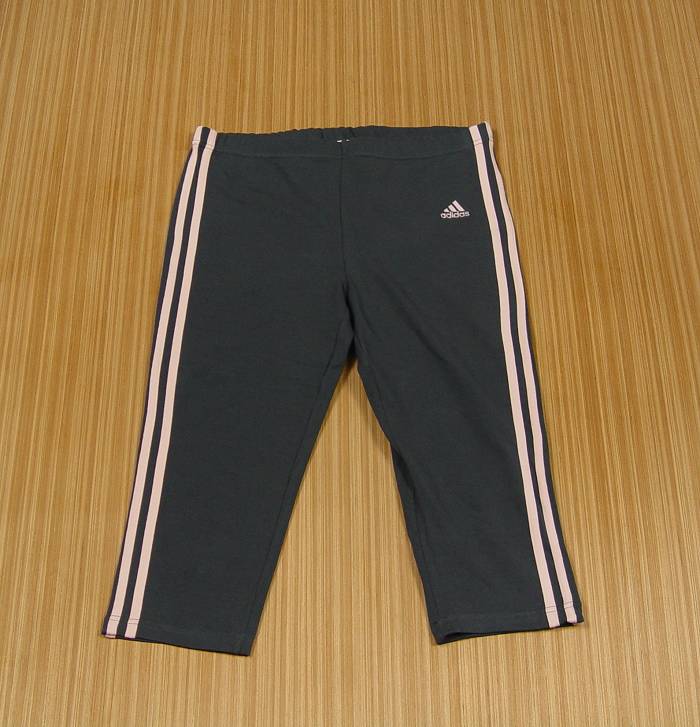 外面好恐怖啊   个有人在上网了??