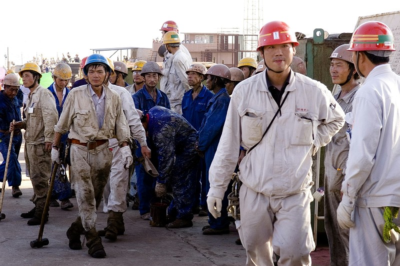 [原创]07.8.18明德重工首条化学船下水