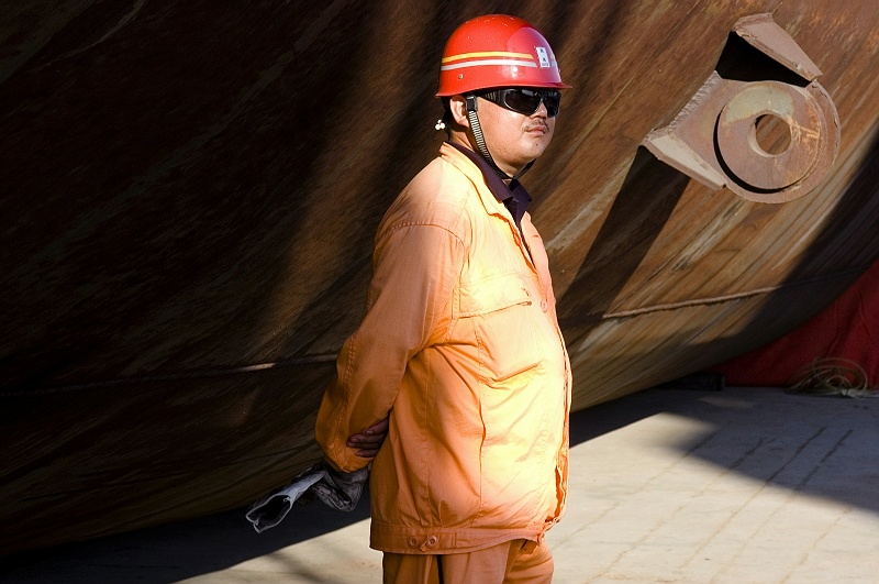 [原创]07.8.18明德重工首条化学船下水