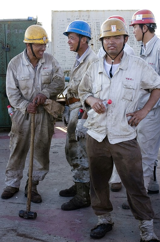 [原创]07.8.18明德重工首条化学船下水