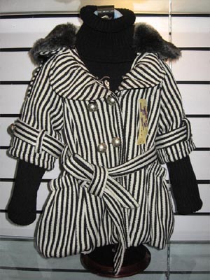 宝贝衣服，快来看啦！