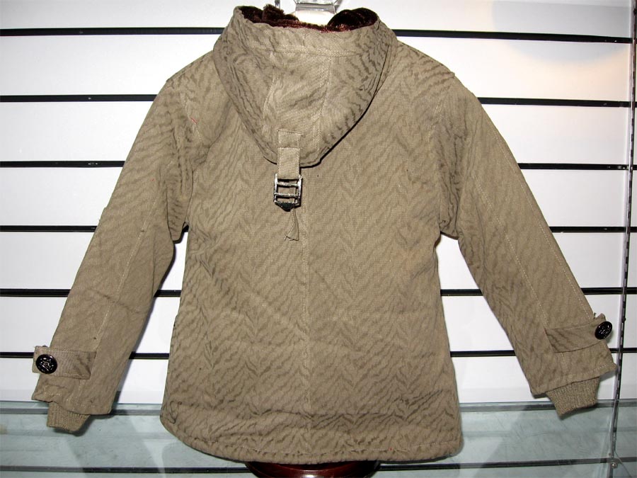 宝贝衣服，快来看啦！