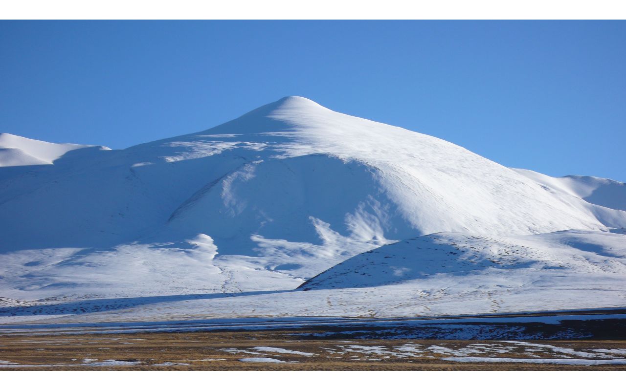 [原创]穿越西藏自驾游路途报导中--已更新翻越新疆界山大坂照片!~