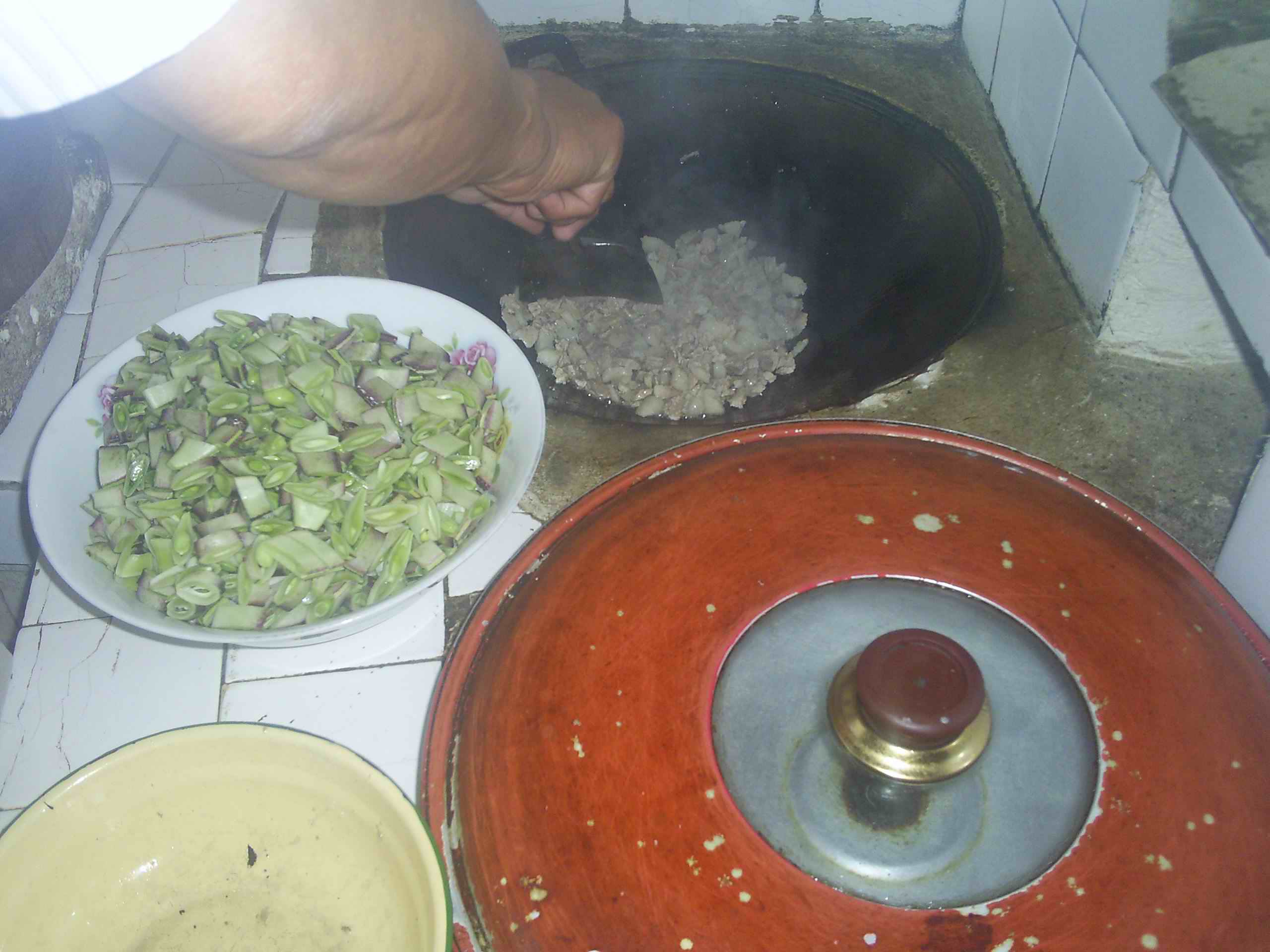 秋高气爽，下乡扫荡。