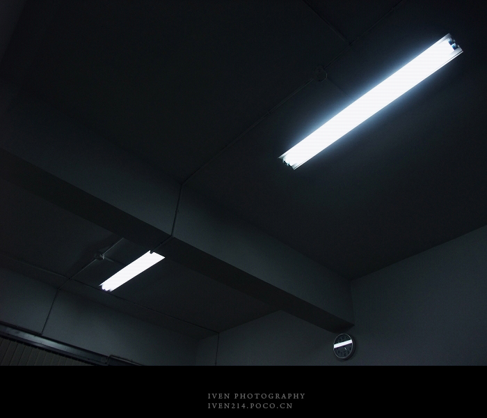 [原创]红中华和荧光灯