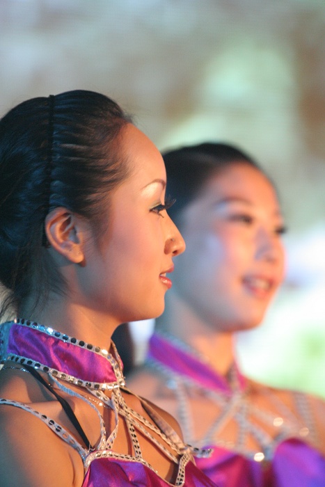 一组大白拍的舞台人像