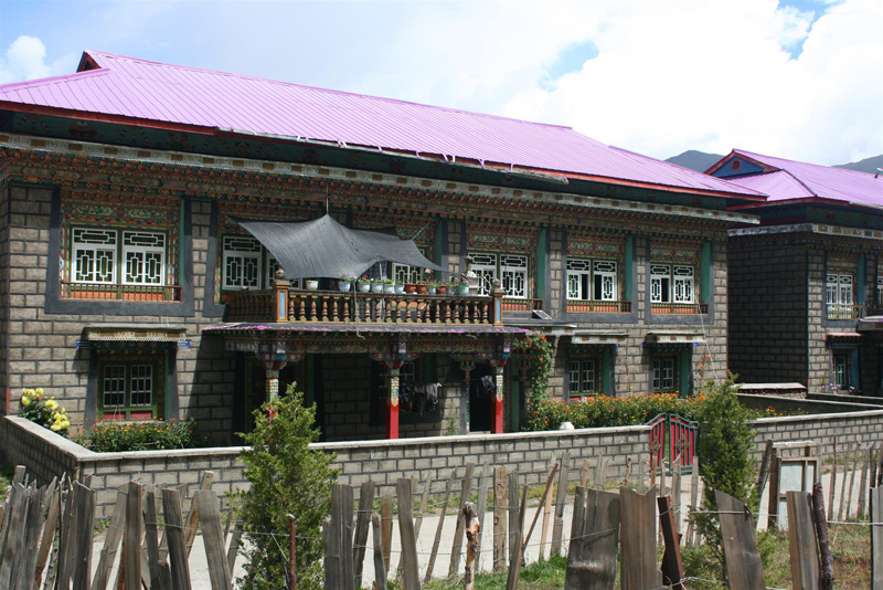 [原创]穿越西藏自驾游路途报导中--已更新翻越新疆界山大坂照片!~