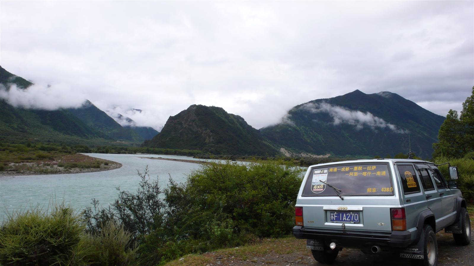 [原创]穿越西藏自驾游路途报导中--已更新翻越新疆界山大坂照片!~