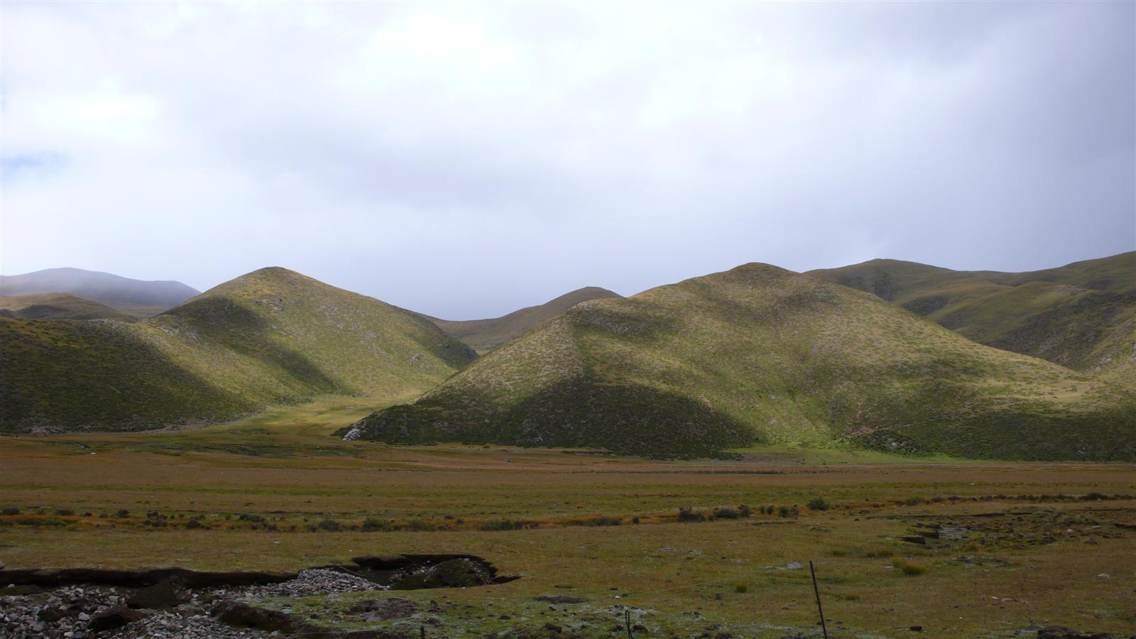 [原创]穿越西藏自驾游路途报导中--已更新翻越新疆界山大坂照片!~