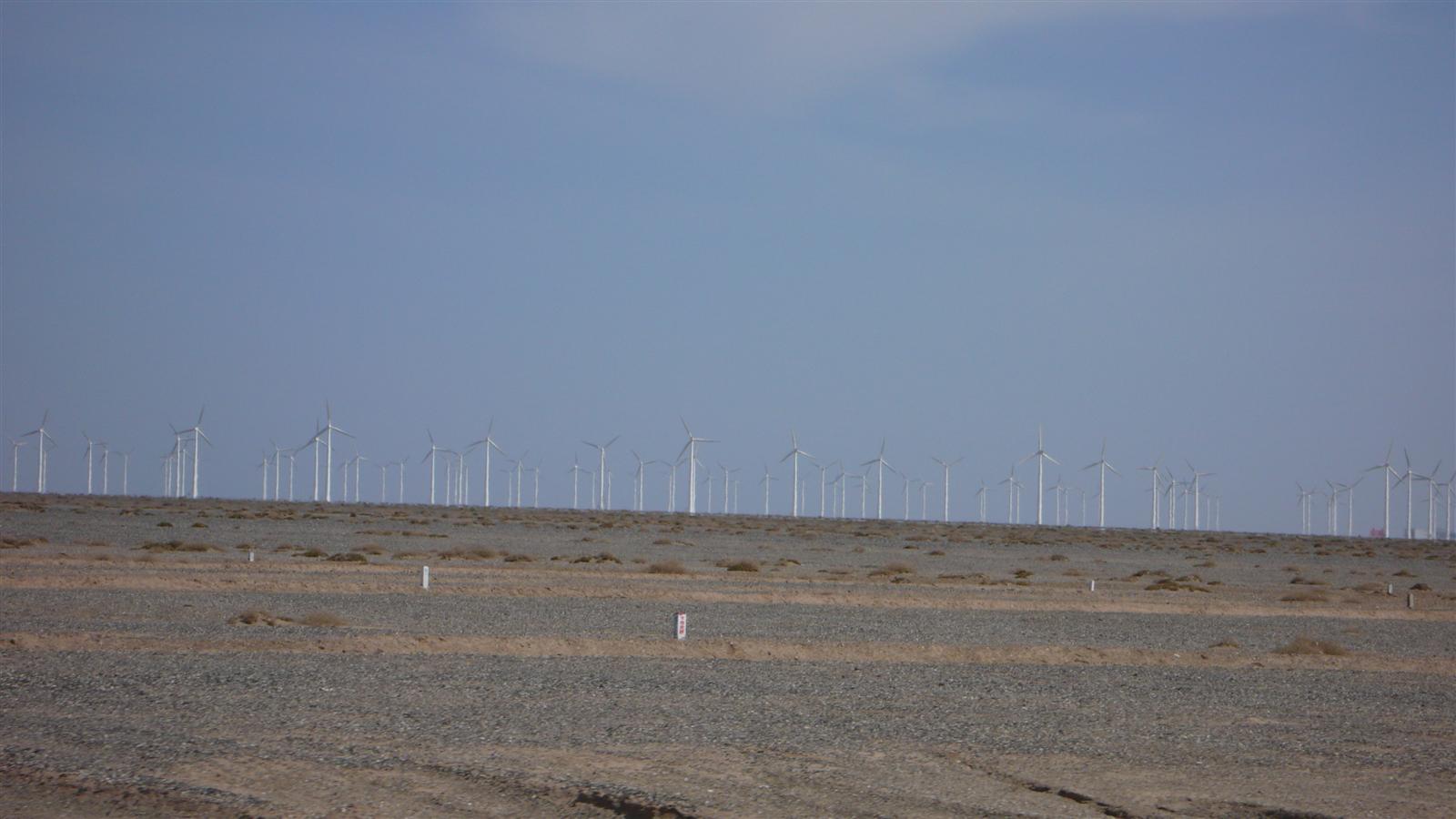 [原创]穿越西藏自驾游路途报导中--已更新翻越新疆界山大坂照片!~