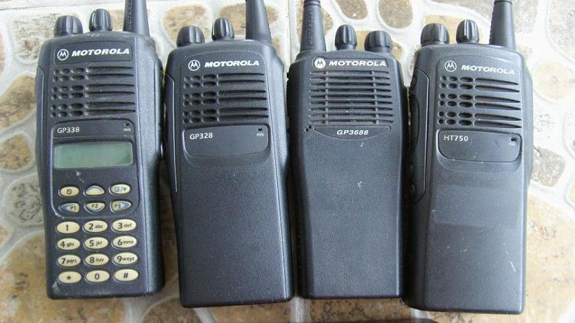 旅游旺季即将来临.本公司专业出租3-80公里的对讲机.有图