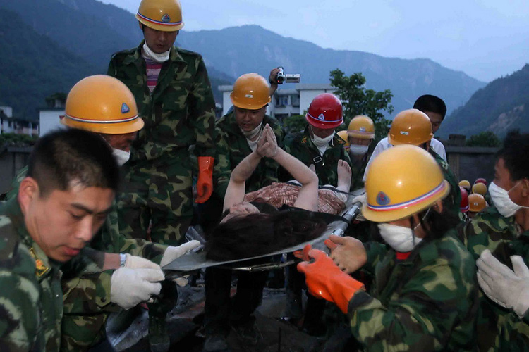 ~~~~汶川挺住!!!（集中贴图）~~~~