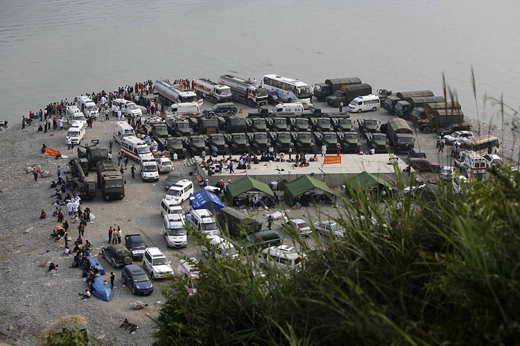 ~~~~汶川挺住!!!（集中贴图）~~~~