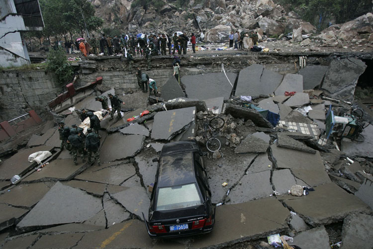 ~~~~汶川挺住!!!（集中贴图）~~~~