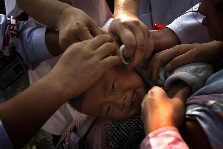 ~~~~汶川挺住!!!（集中贴图）~~~~