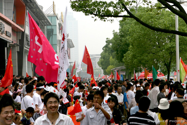 【点燃激情 传递梦想】江苏南通火炬传递