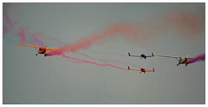 [分享]秀秀我们航模队