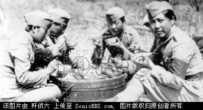 大家喜欢看老照片，我找了几张国军女兵的照片。