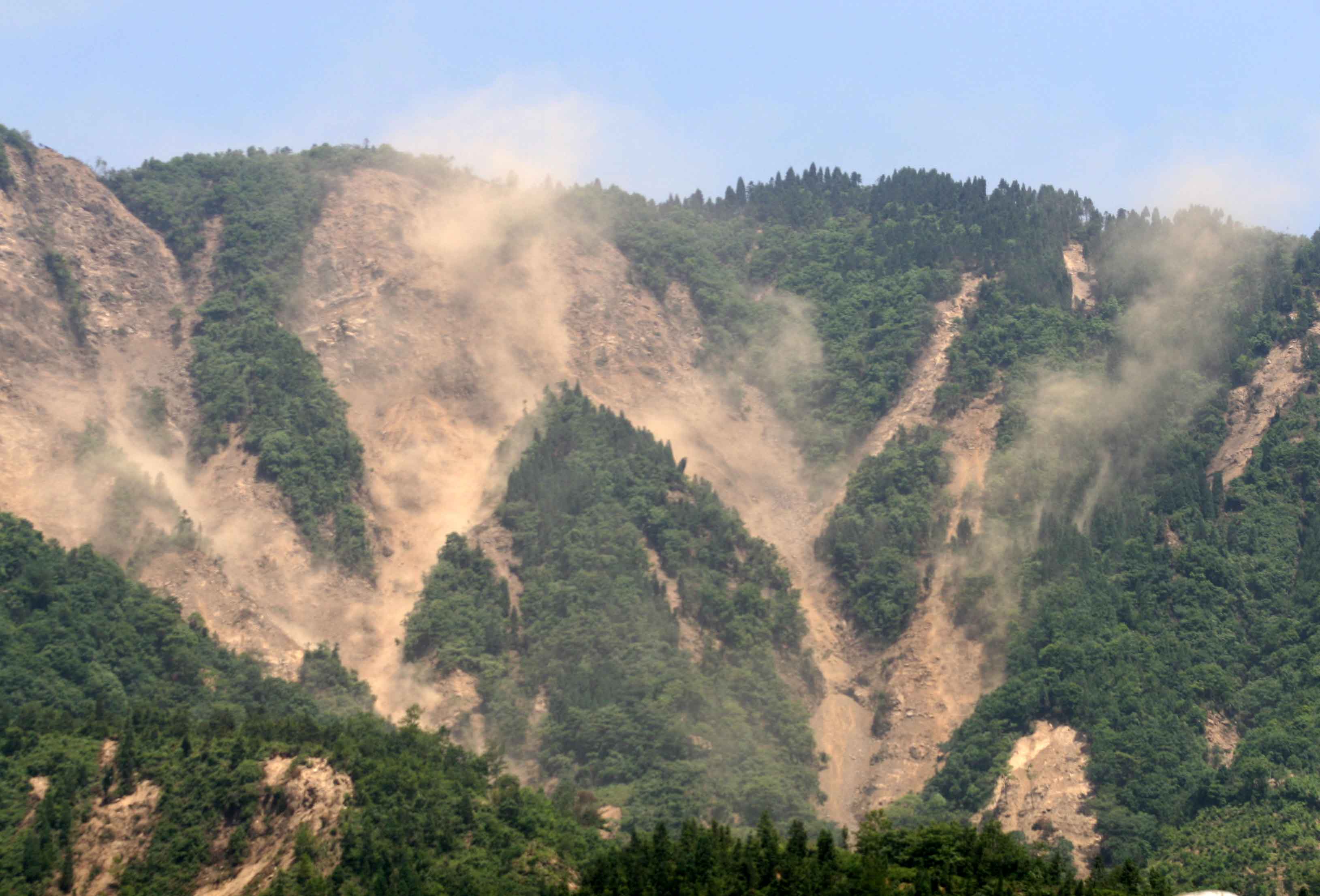 北川灾区亲历余震