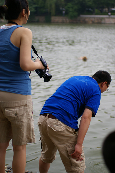 ~~~濠东绿地~那人~那狗
