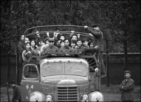 走在80年代的大路上