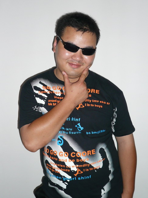 在附院里规规矩矩的等叫号和排队。