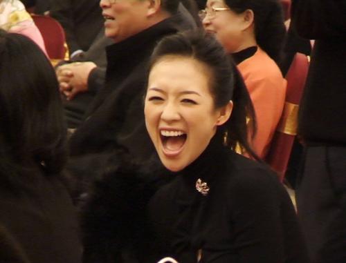 瞧他们笑的.........