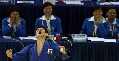 AO YUN 上收获多多帅哥^_^