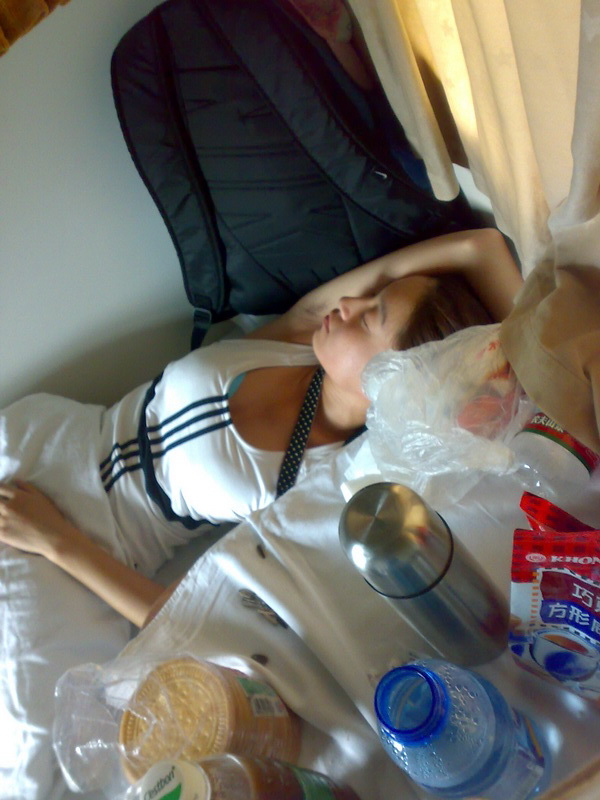 本人手机亲自偷拍到东北虎－－绝对不是周氏纸老虎