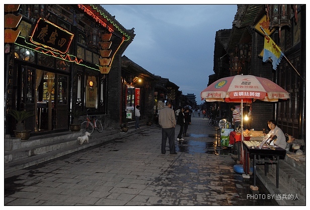 [原创]《古街夜色——另一处“活着的清明上河图”》