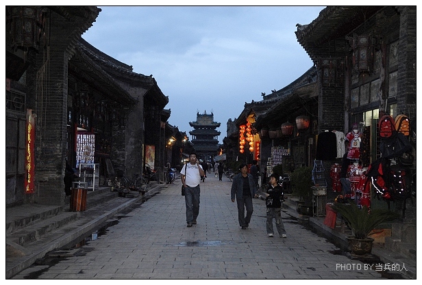 [原创]《古街夜色——另一处“活着的清明上河图”》