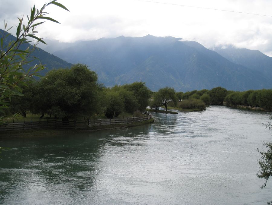 穿越西藏自驾游之--西藏的江南美景胜地林芝！135楼更新林芝照片!~