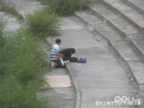 天哪，我日！∑&%*看大学生怎么打野战的！把老子雷死了！
