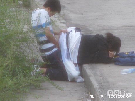 天哪，我日！∑&%*看大学生怎么打野战的！把老子雷死了！