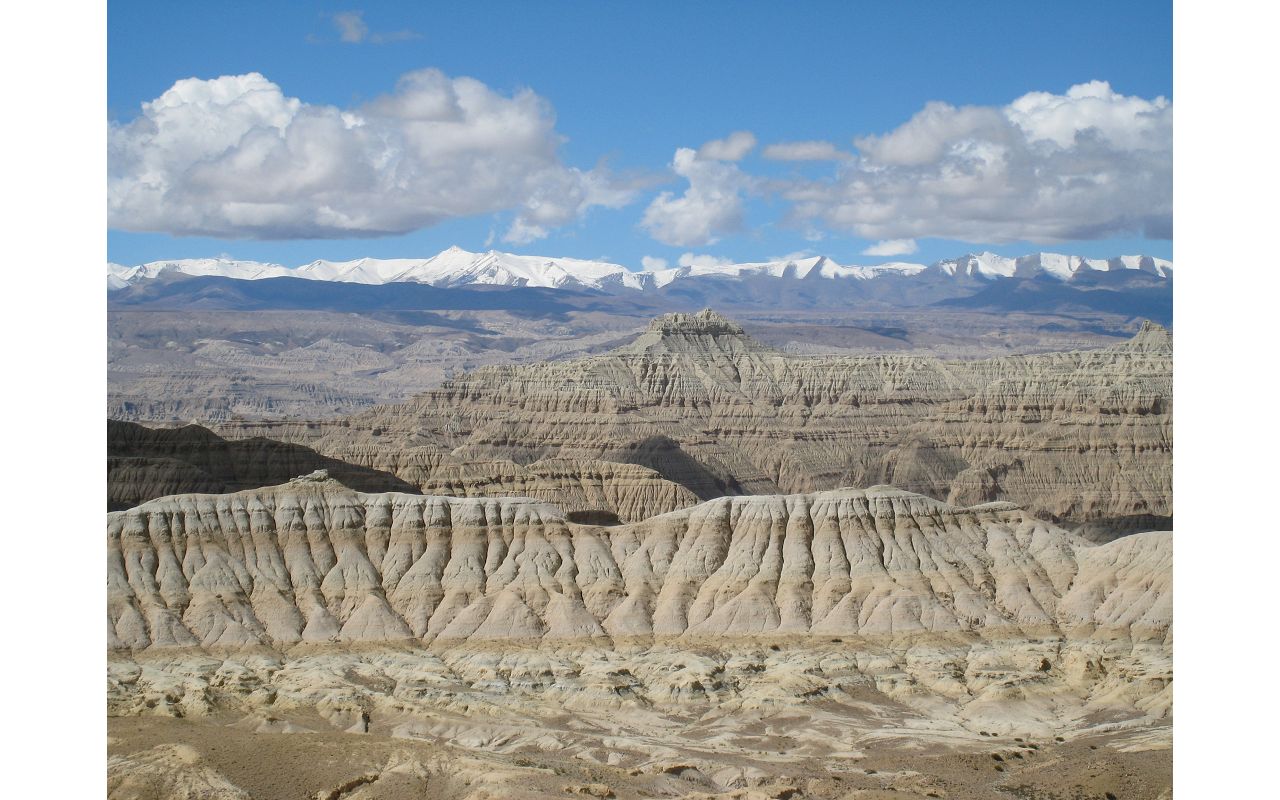 [原创]穿越西藏自驾游路途报导中--已更新前往扎什伦布寺途中照片!~