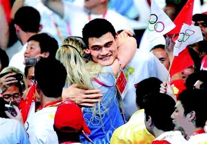 澳洲女篮美女杰克逊写给姚明情书，姚明回应