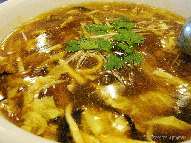 奥 运行之三——金鼎轩。烤肉记。某水饺