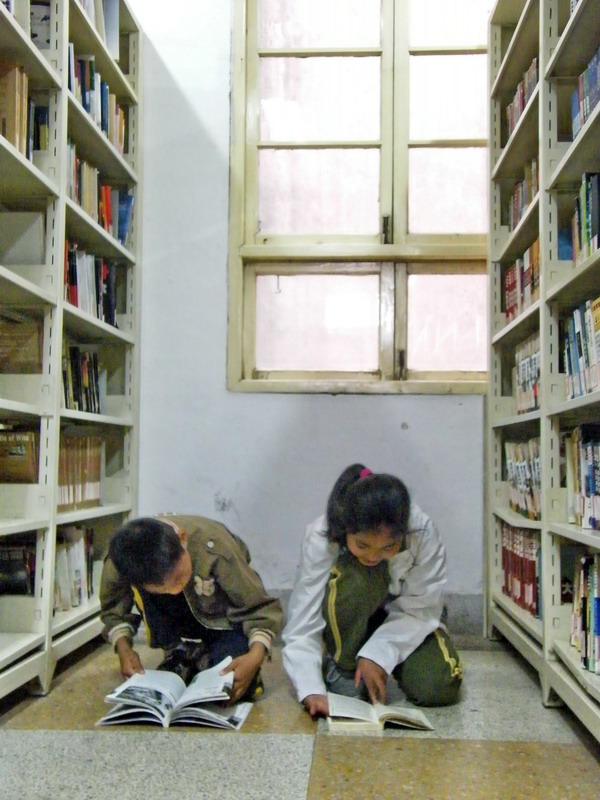图书馆里03.jpg