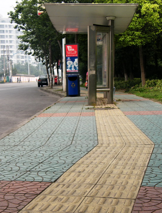盲道是摆设？02-2.jpg